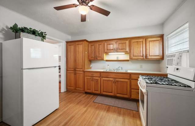 Charming home located in the heart of Corsicana Gallery 3