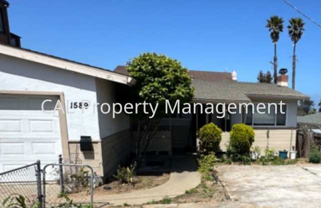 Three bedroom house in Seaside, CA photos photos