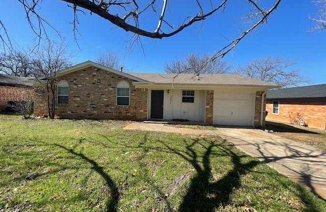 7033 Payte Lane - 7033 Payte Lane, North Richland Hills, TX 76182