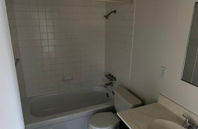 2 Bedroom 1 Bath In Central Las Vegas Gallery 4
