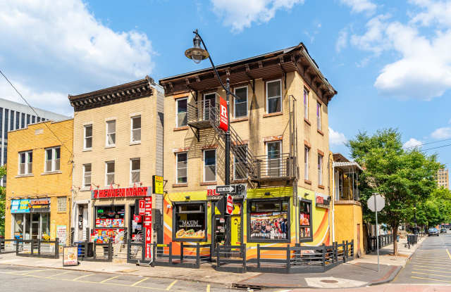 164 University Ave. photos photos