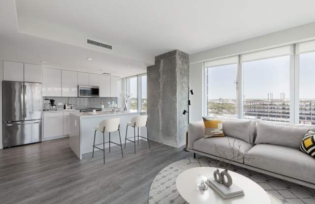 Pierce Boston Gallery 3