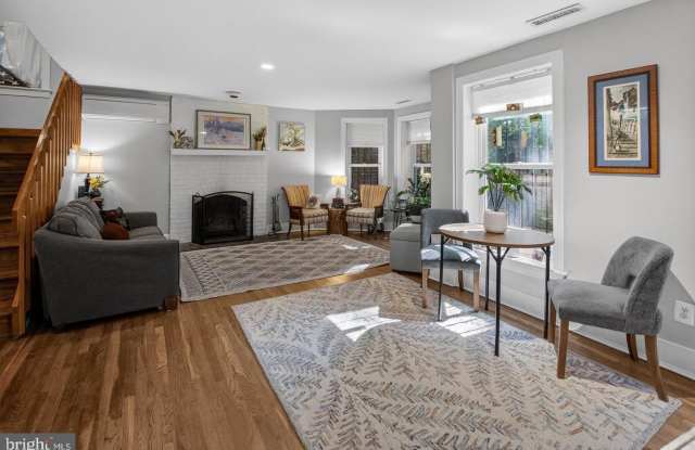 1024 MASSACHUSETTS Avenue NE Gallery 3
