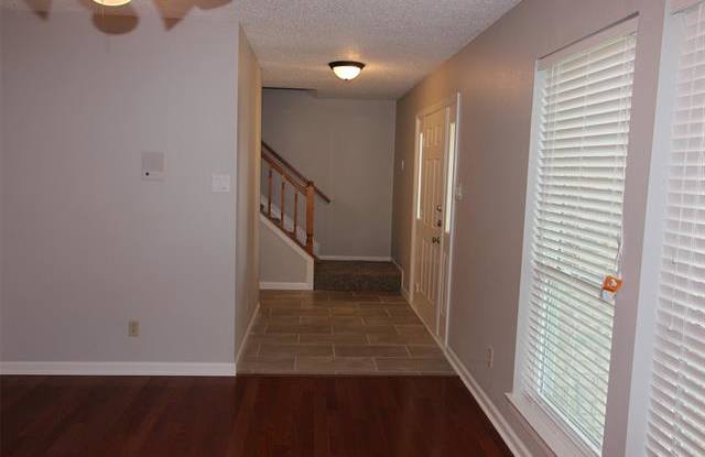 4028 Norcross Drive Gallery 2