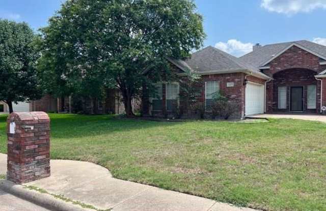 615 Tulane Drive - 615 Tulane Drive, Waxahachie, TX 75165