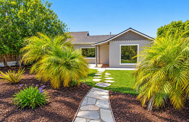 1 Bed, 1 Bath Cottage in Grover Beach Gallery 1