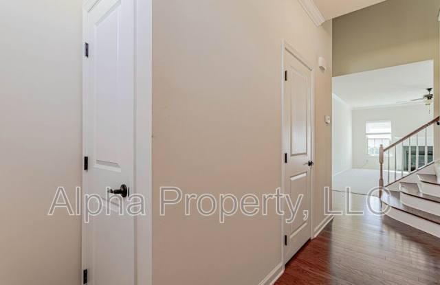 12 Irvington Dr Gallery 4