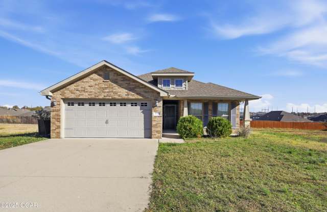 2329 S Connor Avenue - 2329 South Connor Avenue, Joplin, MO 64804