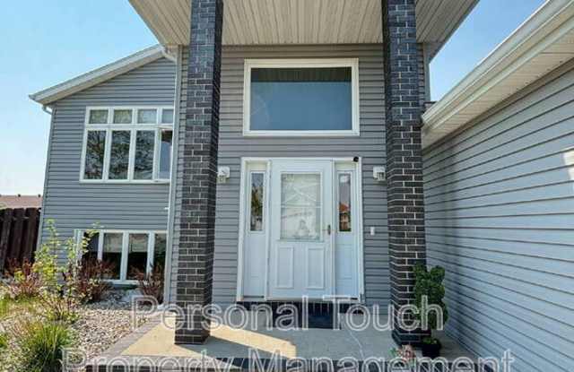 3677 Polk St S - 3677 Polk Street South, Fargo, ND 58104