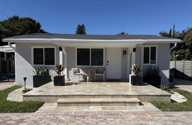 18 Northwest 12th Avenue photos photos