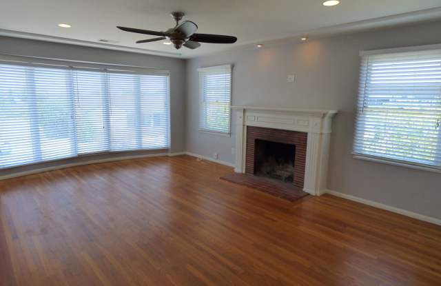 4861 Austin Drive Gallery 2