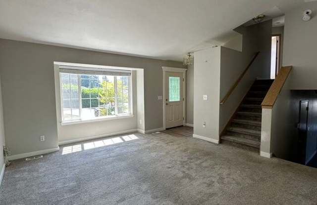5108 Rainier Drive East Gallery 2