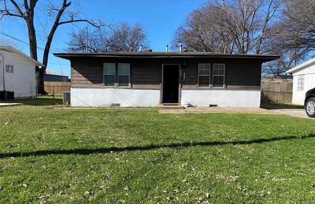 3915 Flory Street - 3915 Flory Street, North Richland Hills, TX 76180
