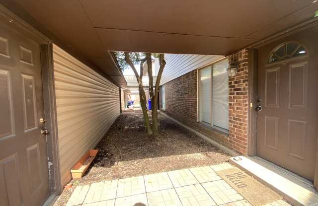 1332 Eastgate Drive - 1 Gallery 3