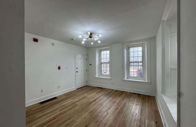 6112 GERMANTOWN Avenue unit: First Floor Front photos photos