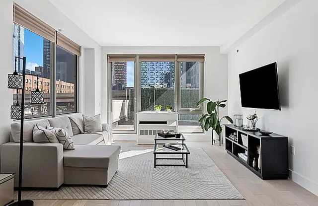 4415 Purves St Apt 3B - 44-15 Purves Street, Queens, NY 11101