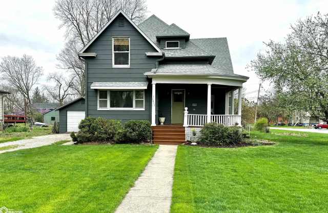 1402 Elm Street photos photos