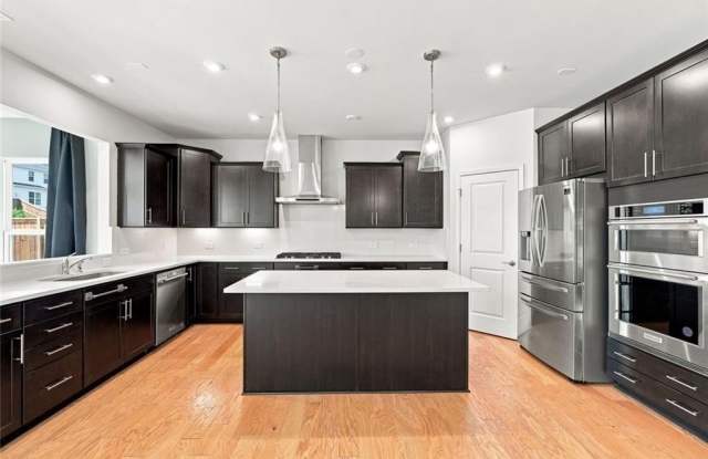 406 Riverclub Road Gallery 4