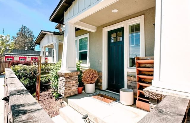 2717 Delaney Ct - 2717 Delaney Court, Castro Valley, CA 94546