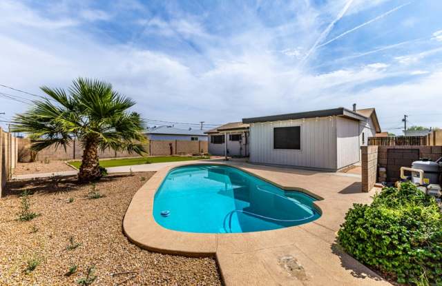 1310 W Romo Jones St photos photos