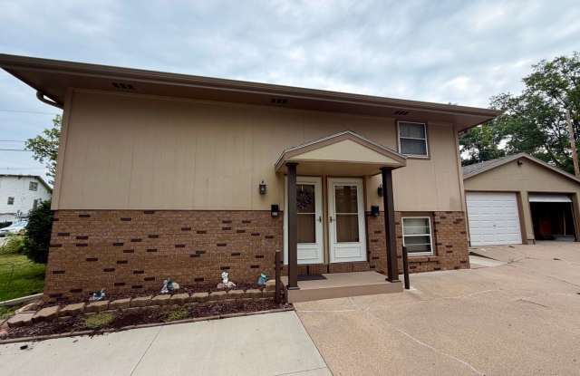 2 bed 1 bath ground level duplex photos photos