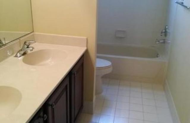 6985 Brook Hollow Road Gallery 3