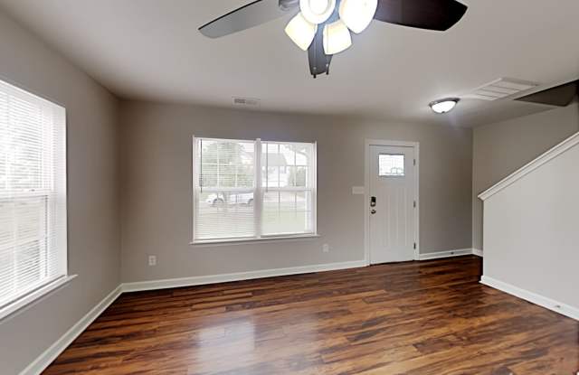 505 Glencroft Drive Gallery 3