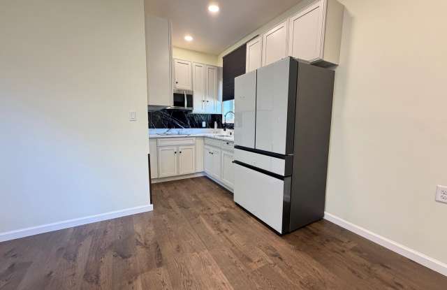 6708 LONGRIDGE Drive Gallery 2