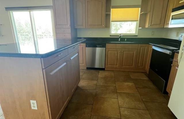 8801 BAY POINTE Drive Gallery 4