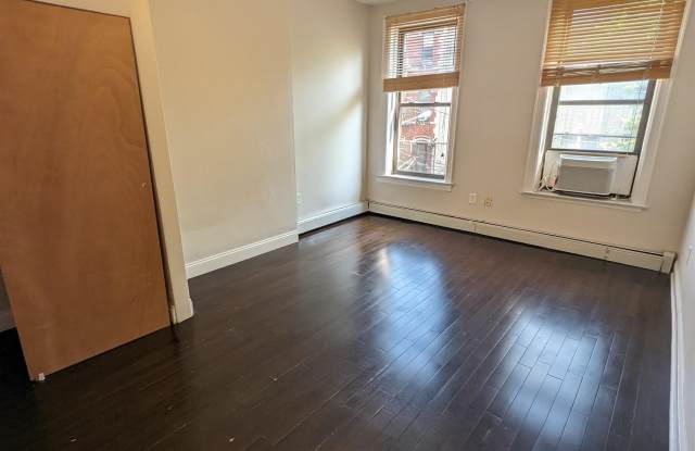 208 7TH ST photos photos