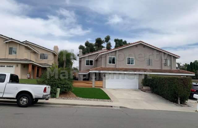 ***Beautifully Remodeled 4 bed / 2.5 bath / 2,162 sqft Twin Home in Carlsbad - Available 11/07*** Gallery 3