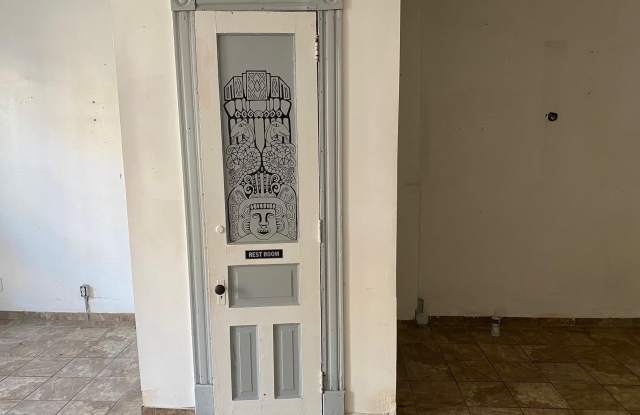 114 S 6TH Street Gallery 4