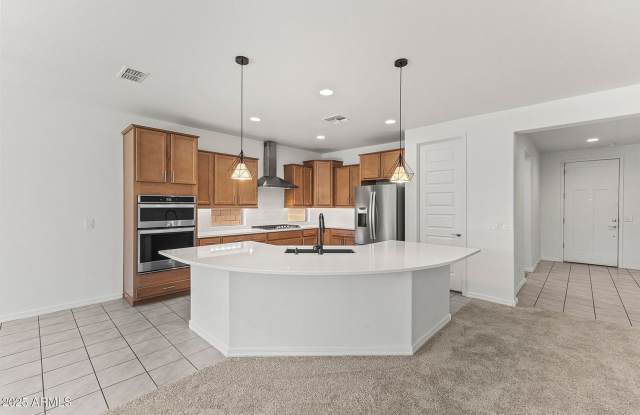 Charming 3BR House in Buckeye Gallery 4