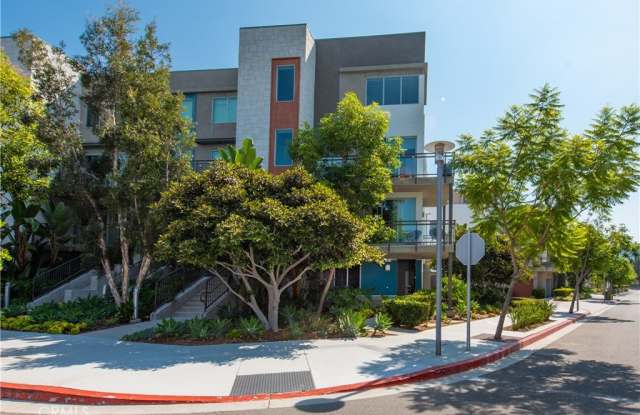 31 Gramercy - 31 Gramercy, Irvine, CA 92612