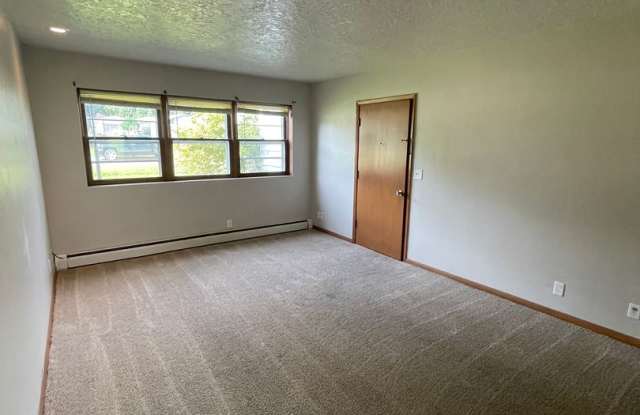 1344 Meadow Ln photos photos