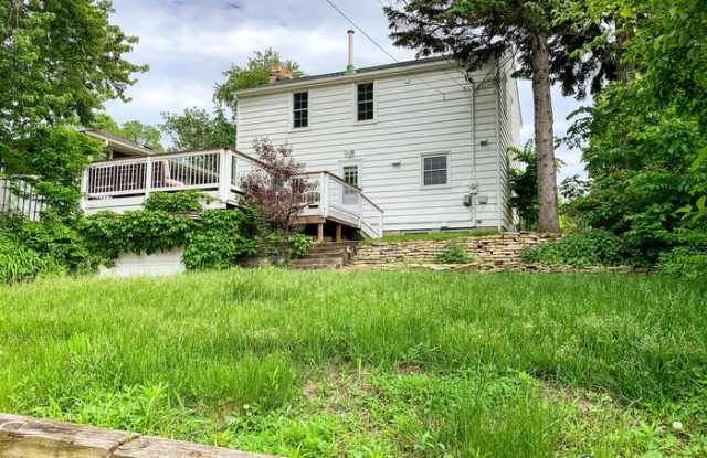 2428 Mount View Avenue Gallery 3