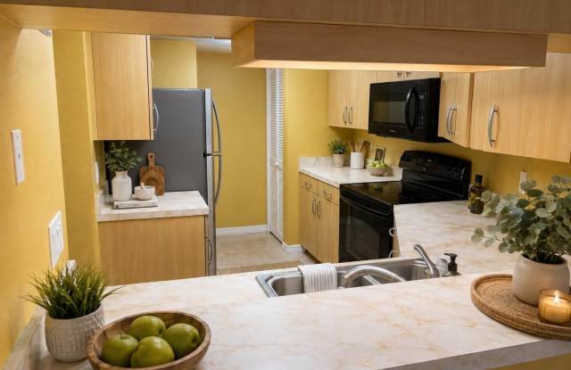 14724 NORWOOD OAKS Drive Gallery 4