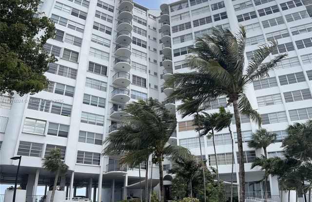 11930 N Bayshore Dr photos photos