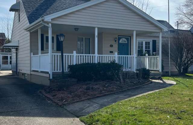 Struthers , 3 bedroom home with full basement and garage. photos photos