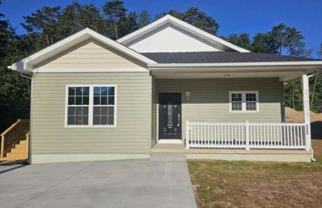 3255 CATALPA DR - 3255 Catalpa Avenue, Buena Vista, VA 24416
