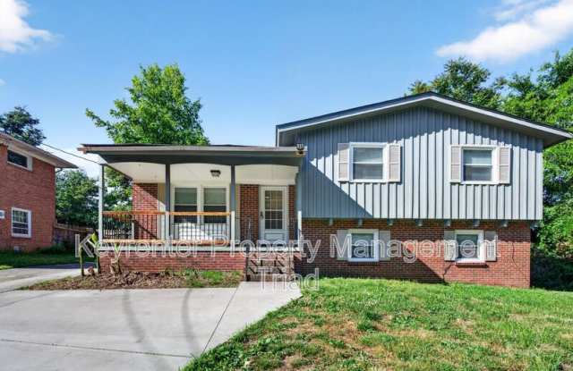 1821 W Meadowview Rd photos photos