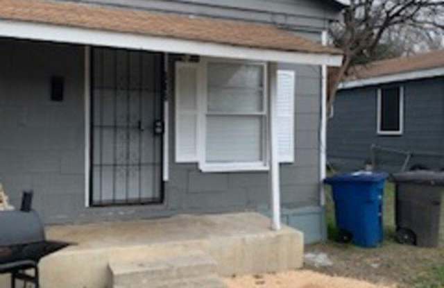757 Yucca St - 757 Yucca Street, San Antonio, TX 78220