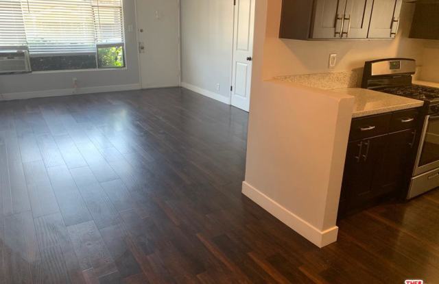 5901 West CARLTON Way Gallery 3