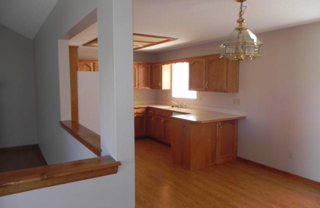 1537 Northeast Ivory Lane Gallery 4
