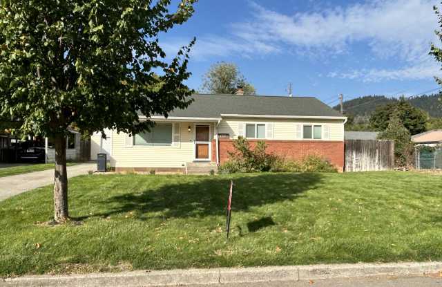 1311 East Maple Avenue photos photos