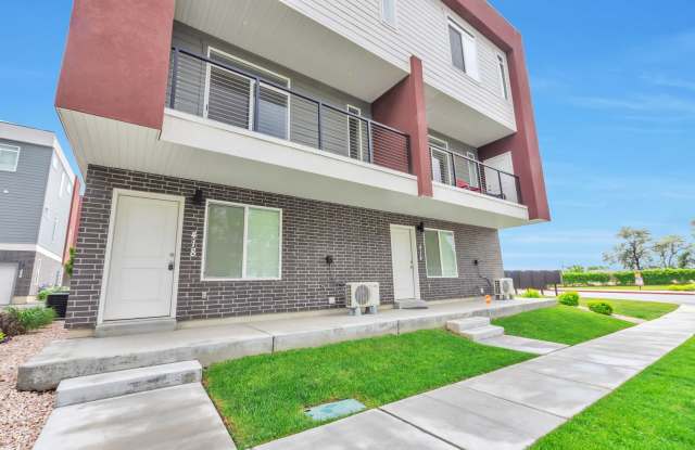 Modern End Unit townhouse w attached 2 car garage!! photos photos