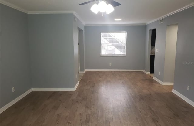 200 COUNTRY CLUB DRIVE Gallery 3