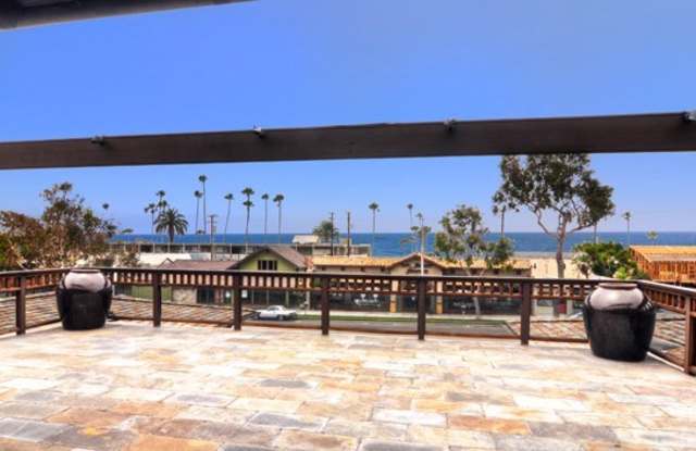 346 N Coast Gallery 2