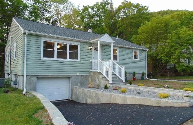 39 Manila Ave - 39 Manila Avenue, New Haven County, CT 06525