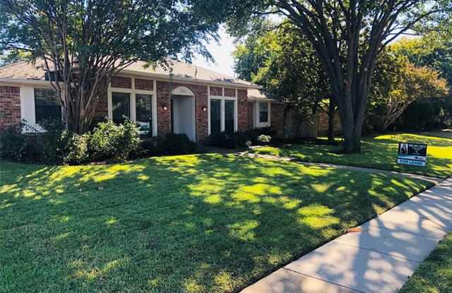 5016 Hatherly Drive Gallery 2